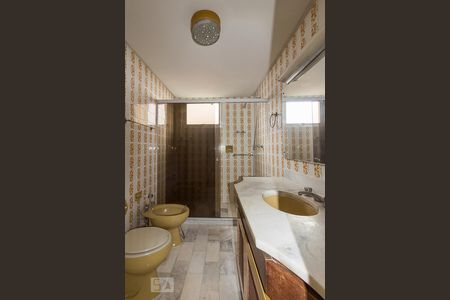 Apartamento à venda com 280m², 4 quartos e 2 vagasBanheiro da Suíte