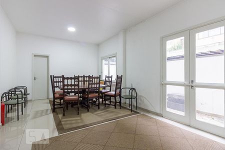 Apartamento à venda com 280m², 4 quartos e 2 vagasÁrea comum - Salão de festas