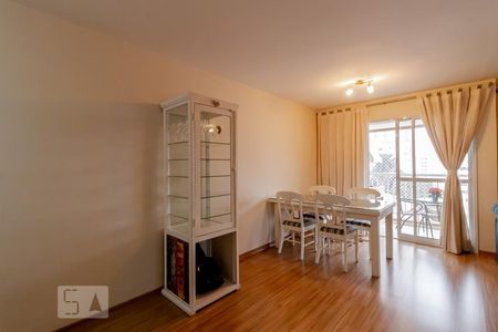 Sala de apartamento à venda com 2 quartos, 69m² em Vila Gumercindo, São Paulo
