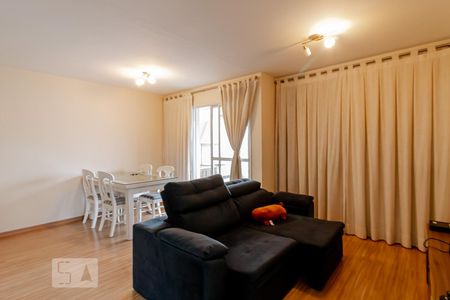 Sala de apartamento à venda com 2 quartos, 69m² em Vila Gumercindo, São Paulo