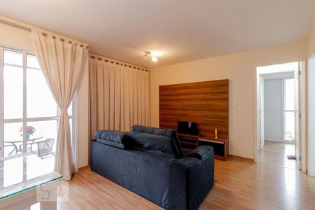Sala de apartamento à venda com 2 quartos, 69m² em Vila Gumercindo, São Paulo