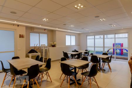 Apartamento à venda com 69m², 2 quartos e 1 vagaÁrea comum - Salão de festas