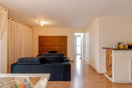 Sala de apartamento à venda com 2 quartos, 69m² em Vila Gumercindo, São Paulo