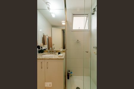 Apartamento à venda com 69m², 2 quartos e 1 vagaBanheiro da Suíte