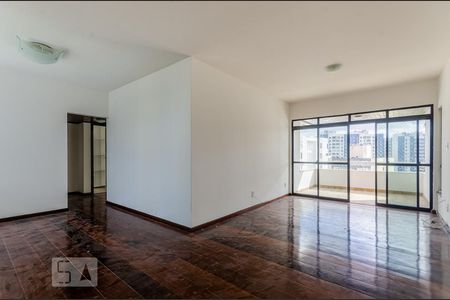 Sala de apartamento para alugar com 3 quartos, 128m² em Caminho das Árvores, Salvador