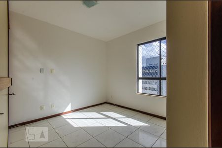 Apartamento para alugar com 128m², 3 quartos e 1 vagaQuarto 2 - Suíte