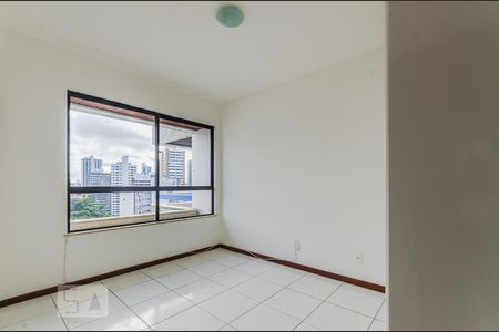 quarto 1 de apartamento para alugar com 3 quartos, 128m² em Caminho das Árvores, Salvador