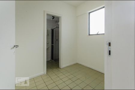 Apartamento para alugar com 128m², 3 quartos e 1 vagaQuarto de Serviço