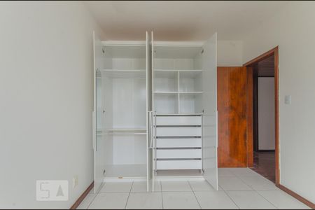 Quarto 1 - Armários de apartamento para alugar com 3 quartos, 128m² em Caminho das Árvores, Salvador