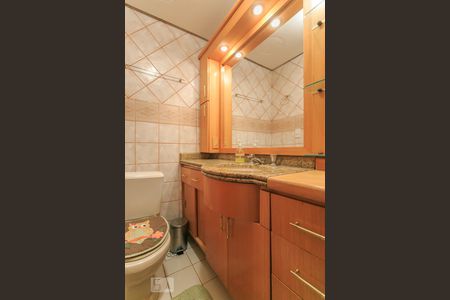 Apartamento à venda com 77m², 2 quartos e 1 vaga Apartamento à venda com 77m², 2 quartos e 1 vagaBanheiro Social