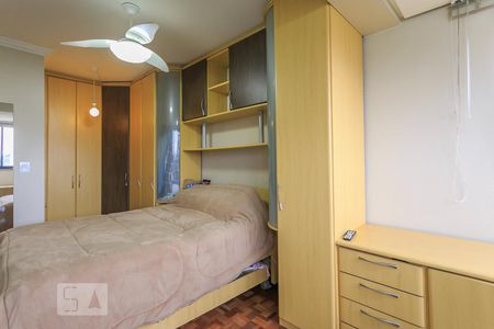 Apartamento à venda com 77m², 2 quartos e 1 vaga Apartamento à venda com 77m², 2 quartos e 1 vagaSuíte