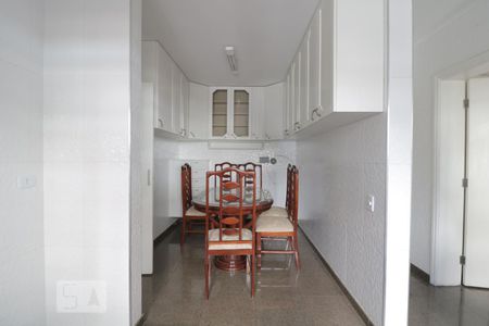 Apartamento à venda com 198m², 3 quartos e 3 vagasCozinha