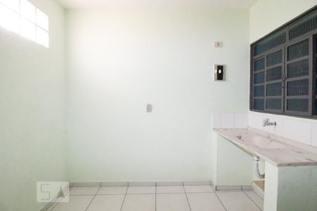 cozinha de kitnet/studio para alugar com 1 quarto, 40m² em Vila Palmeiras, São Paulo