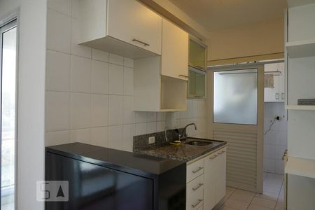Apartamento para alugar com 72m², 2 quartos e 1 vagaCozinha