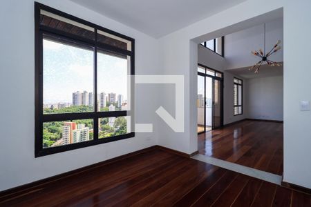 Sala de TV de apartamento para alugar com 4 quartos, 369m² em Vila Suzana, São Paulo