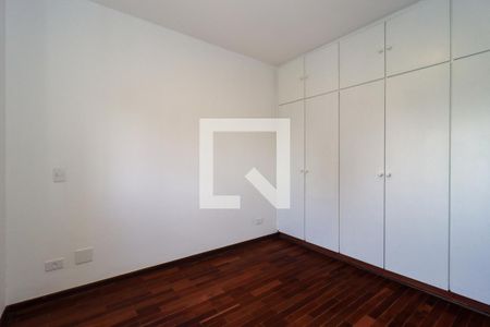 Apartamento para alugar com 369m², 4 quartos e 4 vagas Apartamento para alugar com 369m², 4 quartos e 4 vagasQuarto 3