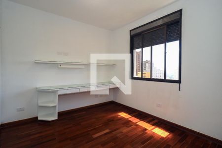 Apartamento para alugar com 369m², 4 quartos e 4 vagas Apartamento para alugar com 369m², 4 quartos e 4 vagasQuarto 4