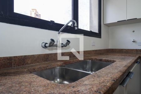 Apartamento para alugar com 369m², 4 quartos e 4 vagas Apartamento para alugar com 369m², 4 quartos e 4 vagasCozinha