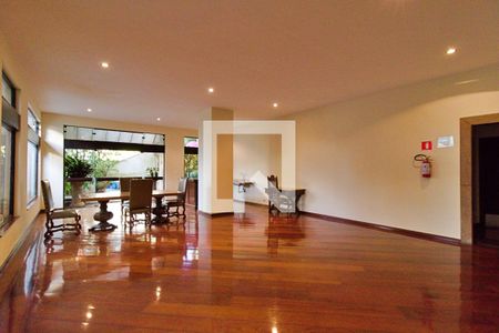 Apartamento para alugar com 369m², 4 quartos e 4 vagas Apartamento para alugar com 369m², 4 quartos e 4 vagasÁrea comum - Salão de festas