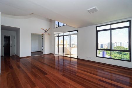 Sala de apartamento para alugar com 4 quartos, 369m² em Vila Suzana, São Paulo