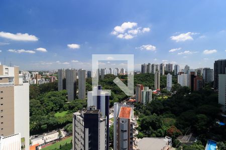 Apartamento para alugar com 369m², 4 quartos e 4 vagas Apartamento para alugar com 369m², 4 quartos e 4 vagasVista da Suíte 1