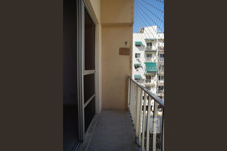 Apartamento à venda com 67m², 2 quartos e 1 vagaSala Varanda