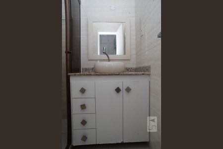 Apartamento à venda com 67m², 2 quartos e 1 vagaBanheiro Suíte