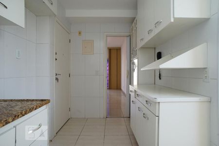 Apartamento à venda com 67m², 2 quartos e 1 vagaCozinha