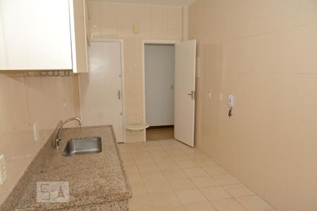 Apartamento à venda com 92m², 2 quartos e 1 vagaCozinha 