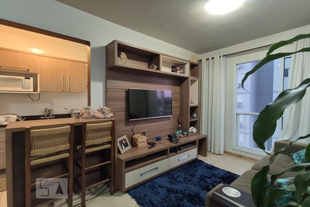 Sala de Estar de apartamento à venda com 2 quartos, 61m² em Pinheiro, São Leopoldo