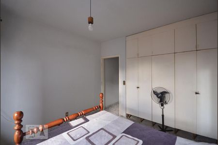 Casa à venda com 306m², 4 quartos e 4 vagasQuarto 1