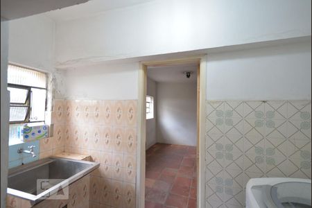 Casa à venda com 306m², 4 quartos e 4 vagasArea de Serviço