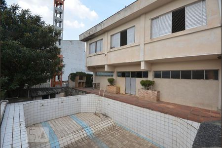 Casa à venda com 306m², 4 quartos e 4 vagasPiscina