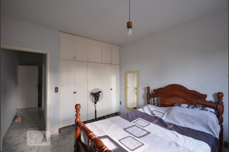 Casa à venda com 306m², 4 quartos e 4 vagasQuarto 1