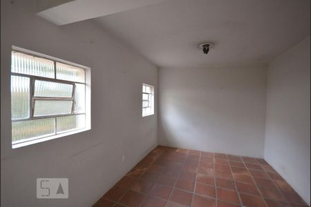 Casa à venda com 306m², 4 quartos e 4 vagasDependência