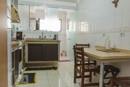 Apartamento para alugar com 90m², 3 quartos e 2 vagas Apartamento para alugar com 90m², 3 quartos e 2 vagasCozinha