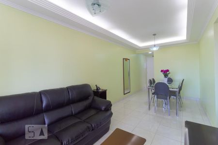 Sala de Estar de apartamento para alugar com 2 quartos, 52m² em Vila Marieta, São Paulo