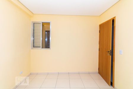 Quarto 1 de casa para alugar com 2 quartos, 65m² em Vila Medeiros, São Paulo