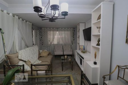 Sala de casa à venda com 4 quartos, 250m² em Vila Augusta, Guarulhos