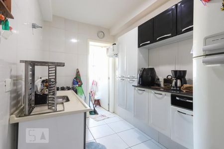 Apartamento à venda com 52m², 2 quartos e 1 vagaCozinha