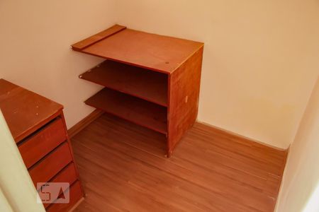 Apartamento à venda com 76m², 2 quartos e 1 vagaquarto 2 possui um closet