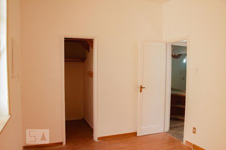 Apartamento à venda com 76m², 2 quartos e 1 vagaquarto 2 possui um closet