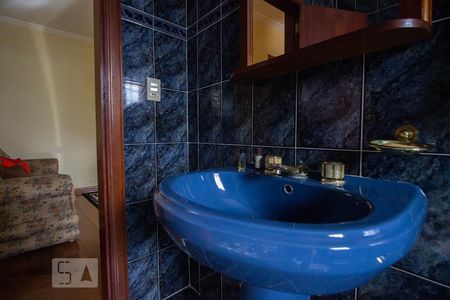 Casa à venda com 424m², 5 quartos e 5 vagas Casa à venda com 424m², 5 quartos e 5 vagasBanheiro 2