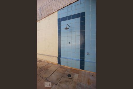 Casa à venda com 424m², 5 quartos e 5 vagas Casa à venda com 424m², 5 quartos e 5 vagasPiscina