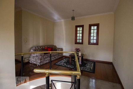 Casa à venda com 424m², 5 quartos e 5 vagas Casa à venda com 424m², 5 quartos e 5 vagasHall dos Quartos