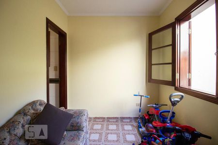 Casa à venda com 424m², 5 quartos e 5 vagas Casa à venda com 424m², 5 quartos e 5 vagasQuarto de Serviço