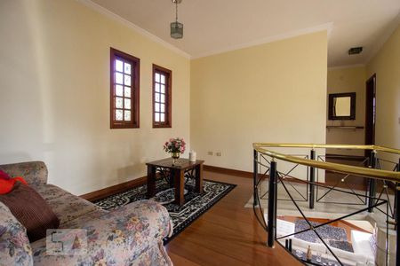 Casa à venda com 424m², 5 quartos e 5 vagas Casa à venda com 424m², 5 quartos e 5 vagasHall dos Quartos