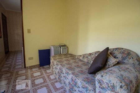 Casa à venda com 424m², 5 quartos e 5 vagas Casa à venda com 424m², 5 quartos e 5 vagasQuarto de Serviço