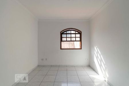 Casa à venda com 320m², 4 quartos e 2 vagas Casa à venda com 320m², 4 quartos e 2 vagasQuarto 2