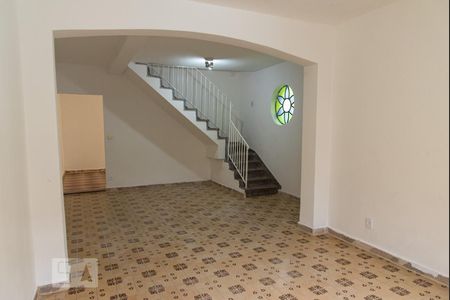 Sala de casa à venda com 3 quartos, 140m² em Vila Brasilina, São Paulo